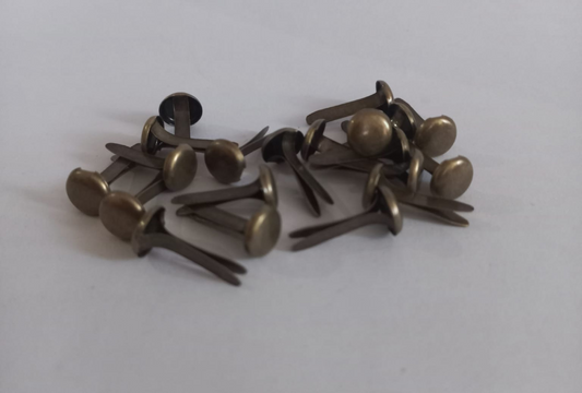 Brad Pins Med Antique Gold