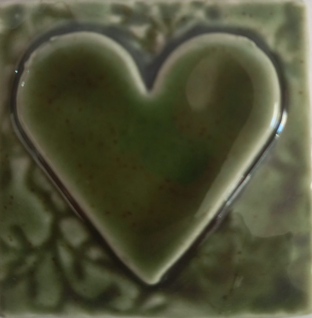 Mosaic Insert Olive Heart