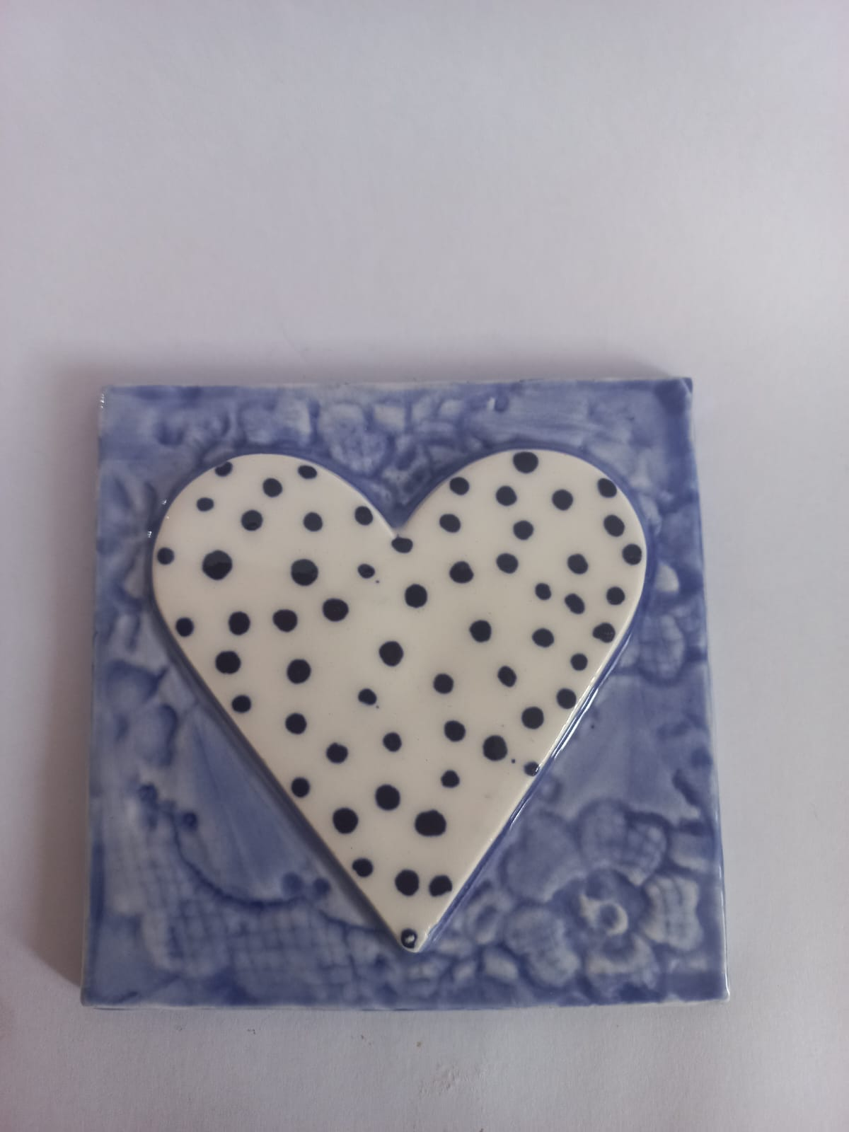 Mosaic Insert White Heart with Black Dots