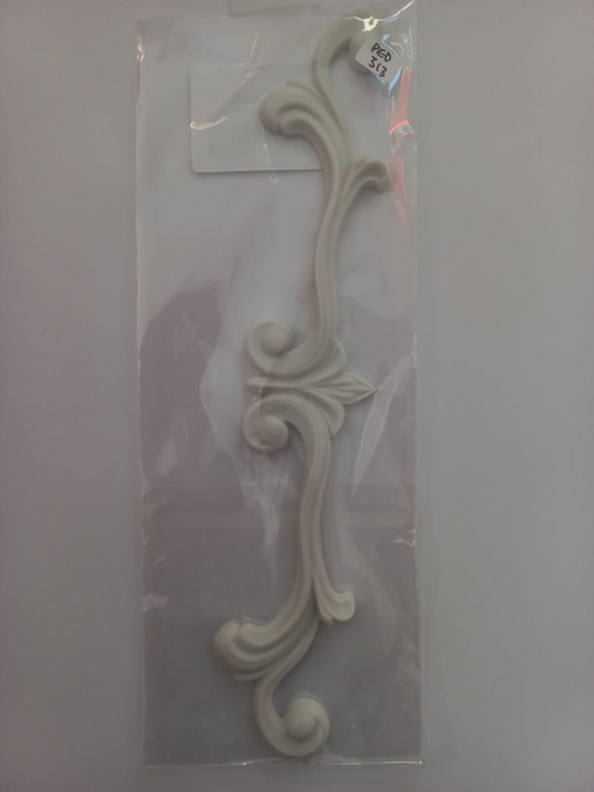 Resin Ornate Scroll 1